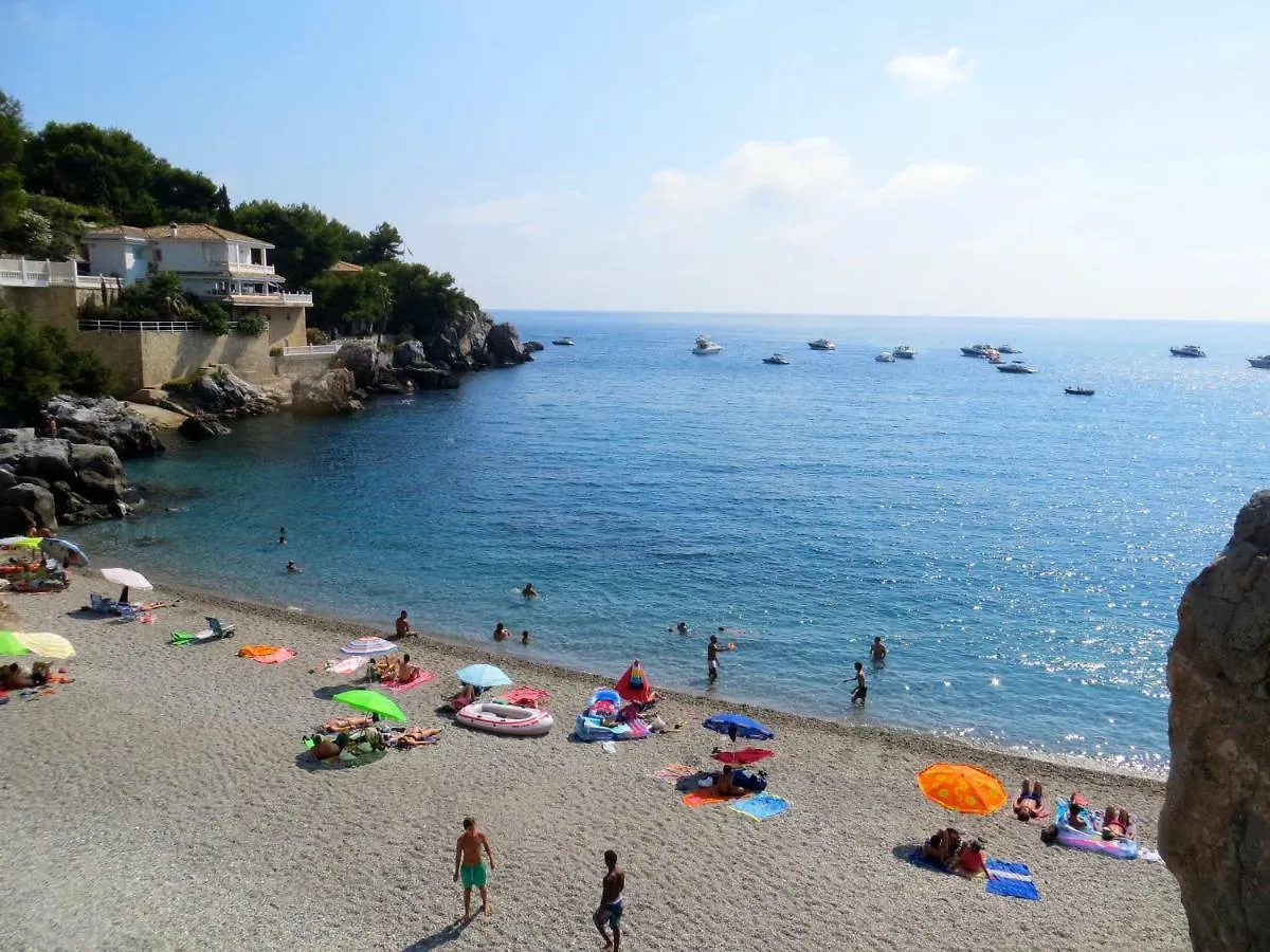 Opazo Beach View Apartment La Herradura  Spain